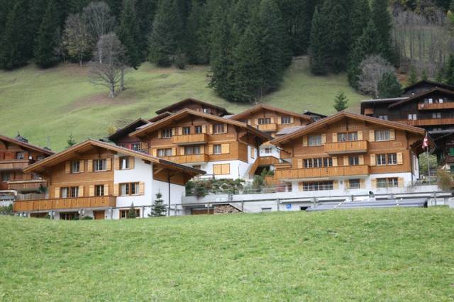 Adelboden, Überbauung Blumenweg